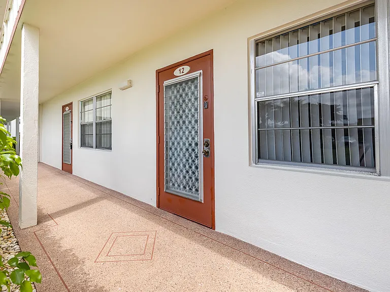 12 Brighton Dr #12-A — Photo 1