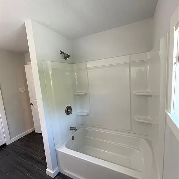 10310 Gail Rd #B — Photo 8