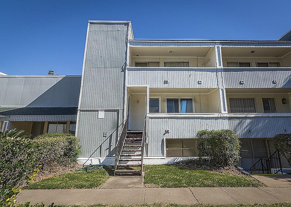 1st image of 781 Country Place Dr APT 2031