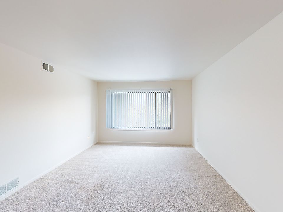 1st image of 3510 N Drake Rd #137
