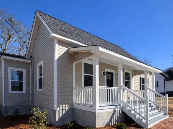 6102 Worsham St NE, Covington, GA 30014