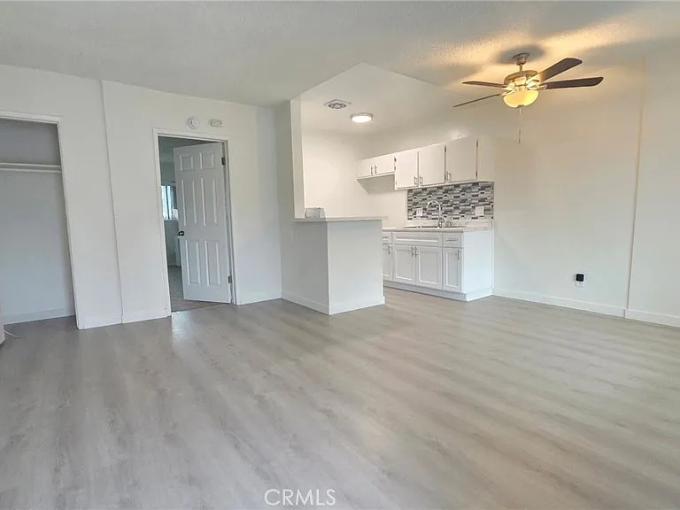 1807 W Sumac Ln #4 — Photo 15