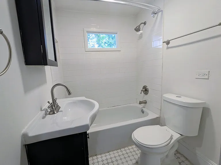 697 Dill Ave SW — Photo 11