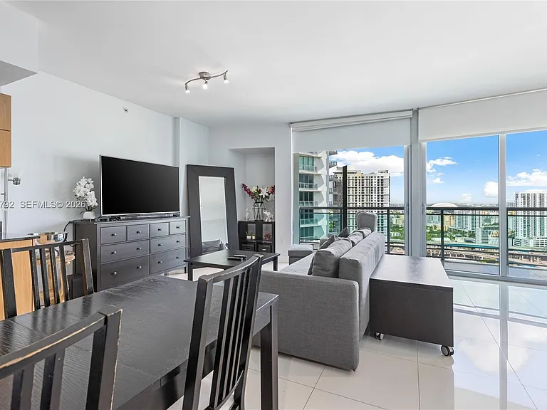 350 S Miami Ave #2815 — Photo 3