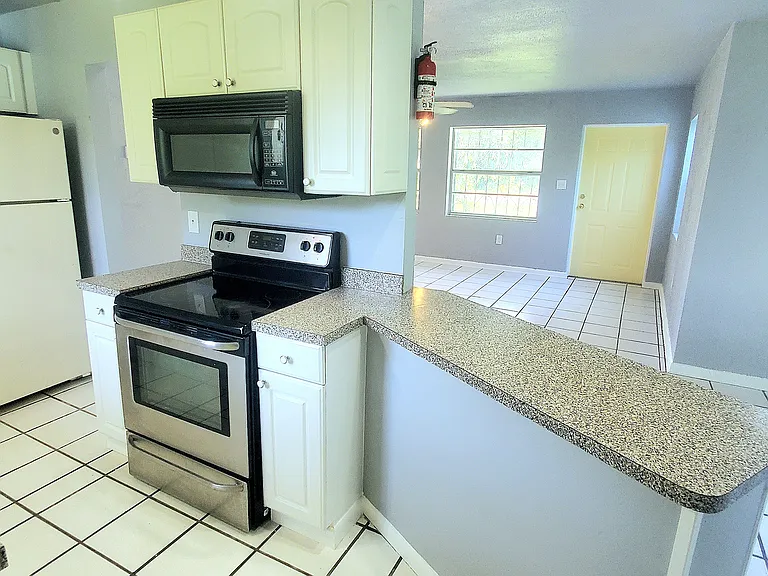 3306 Avenue Q — Photo 11