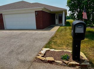 7304 Megan Brooke Ln, Evansville, IN 47725