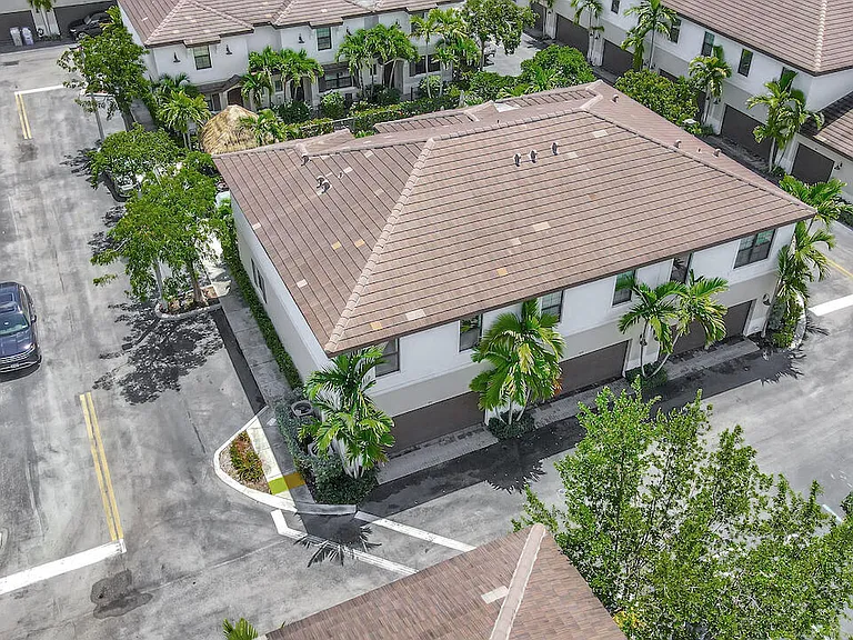 861 S Ocean Blvd — Photo 42