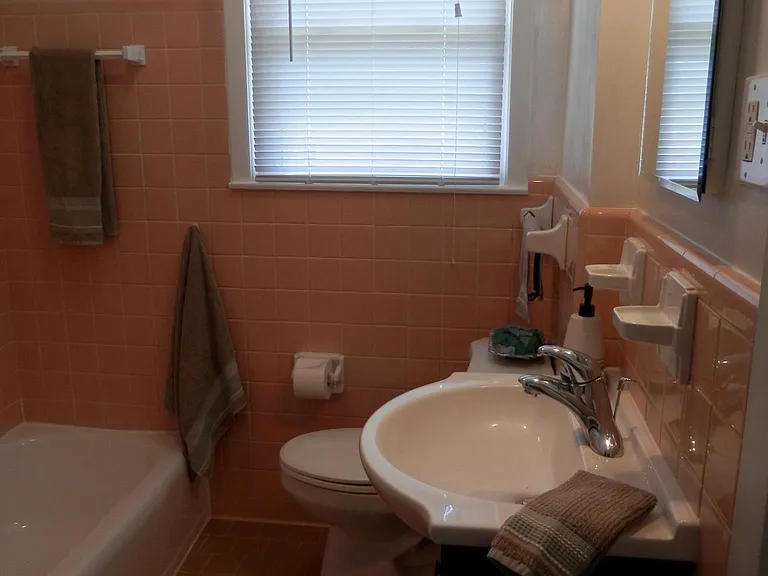 6519 Janice St NW — Photo 16