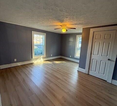 3rd image of 709 College St
