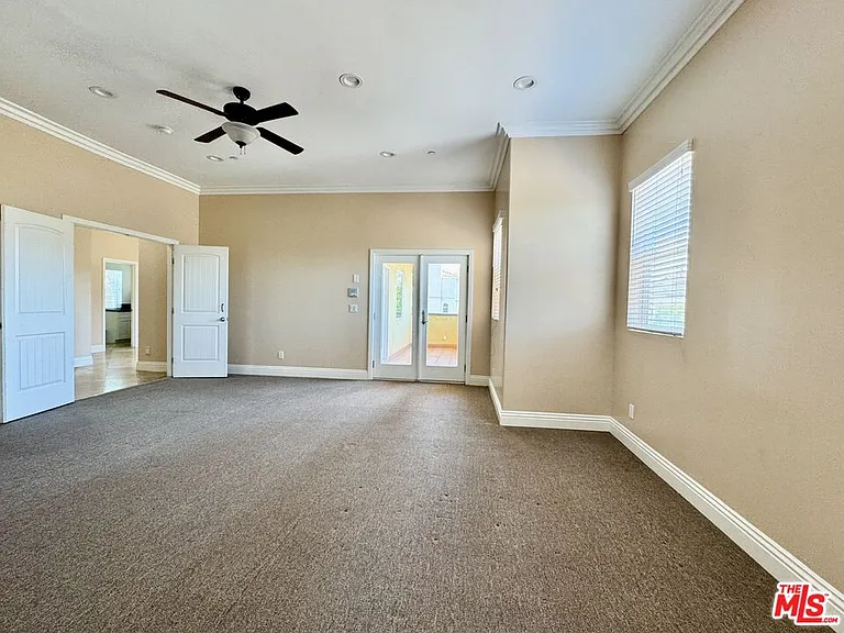 7347 Dinwiddie St — Photo 40