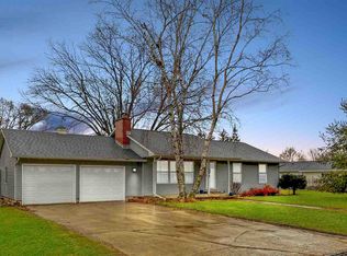 311 S Fremont St, Prairie Du Chien, WI 53821