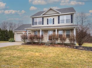 4395 Pondview Dr, Swartz Creek, MI 48473