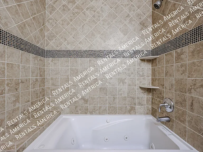 1621 E Vaughn St — Photo 33