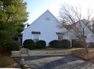 4757 Clover Ridge Ct, Charlottesville, VA 22901