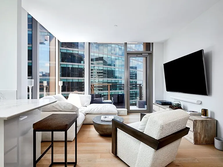 133 Seaport Blvd #1703 — Photo 6