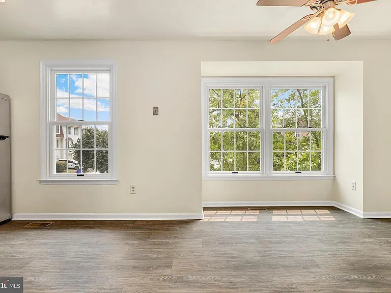 6581 Ewald Ct — Photo 9