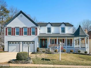 10216 Grovewood Way, Fairfax, VA 22032