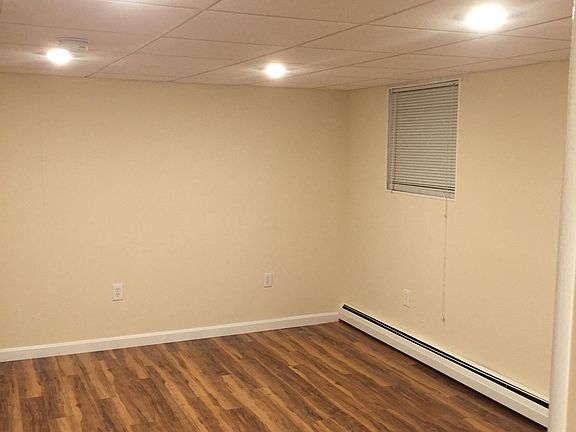 5th image of 201 Waterman St APT 1A