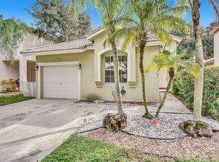 4926 Egret Pl, Pompano Beach, FL 33073