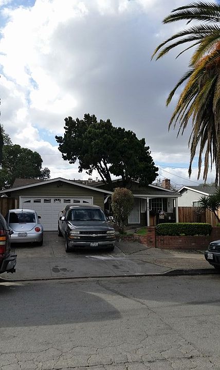 1st image of 2185 Orlando Dr