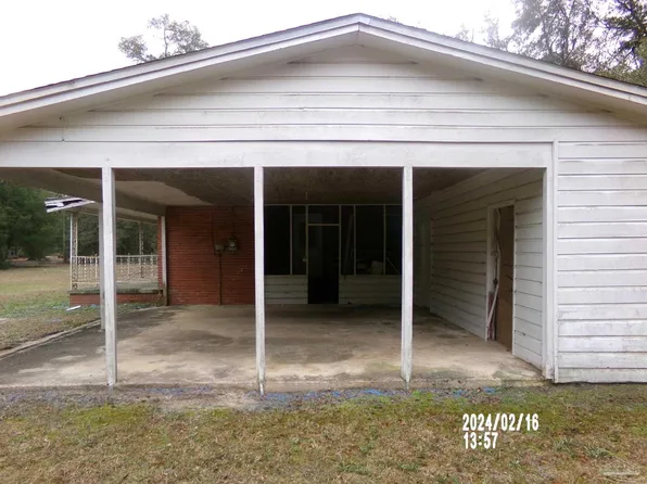 5475 Walker Rd, Milton, FL 32570
