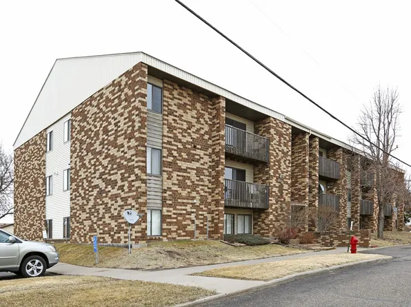 River Road Apartments