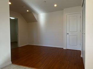 4700 Victoria Dr, Vancouver, BC V5L4H3