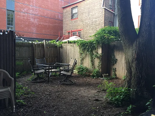 Rented by MNS | media 33