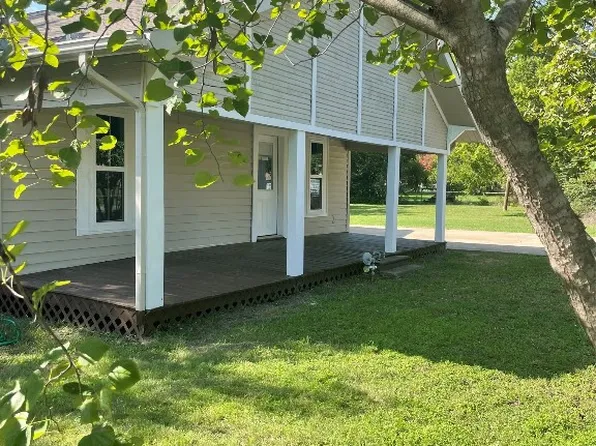 413 Willard Hall St, Leonard, TX 75452