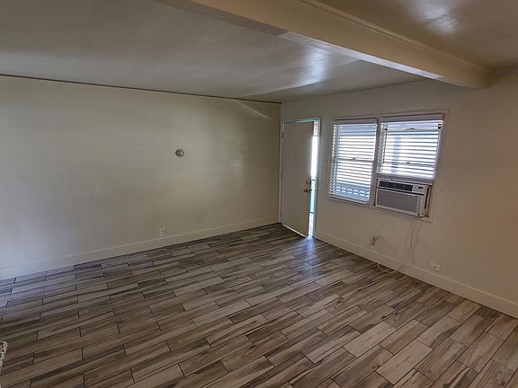 4th image of 1820 O St APT 9