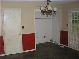 5th image of 1825 Garwood Dr