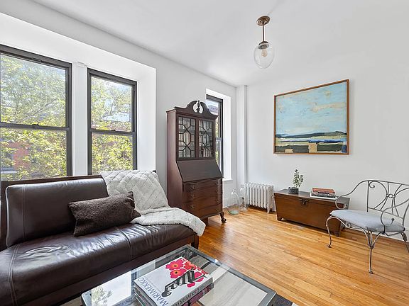 2nd image of 384 6th Ave APT 3