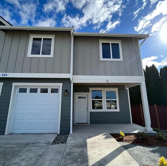 604 F And S Grade Rd #B — Photo 1
