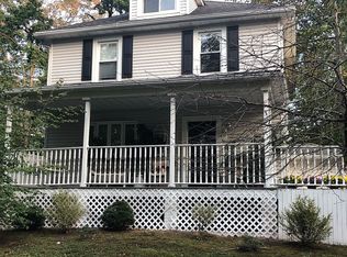 16 Lakeside Rd, Somerset, NJ 08873