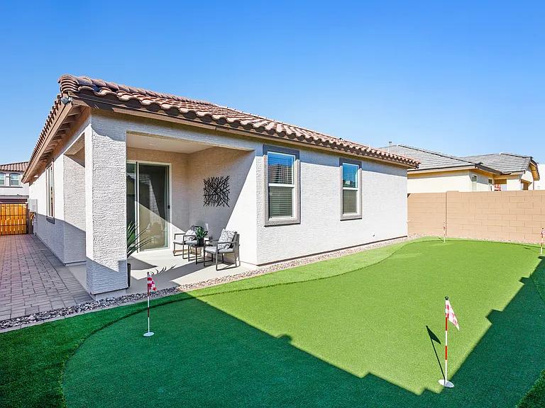 15557 W Kendall St — Photo 21