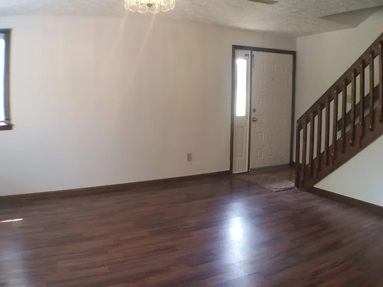1010 Buffalo St #3 — Photo 16
