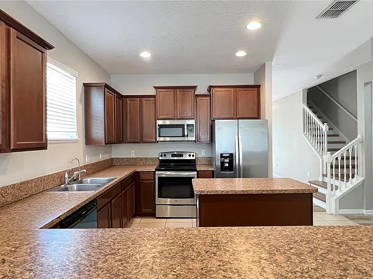 3840 Ryegrass St — Photo 16