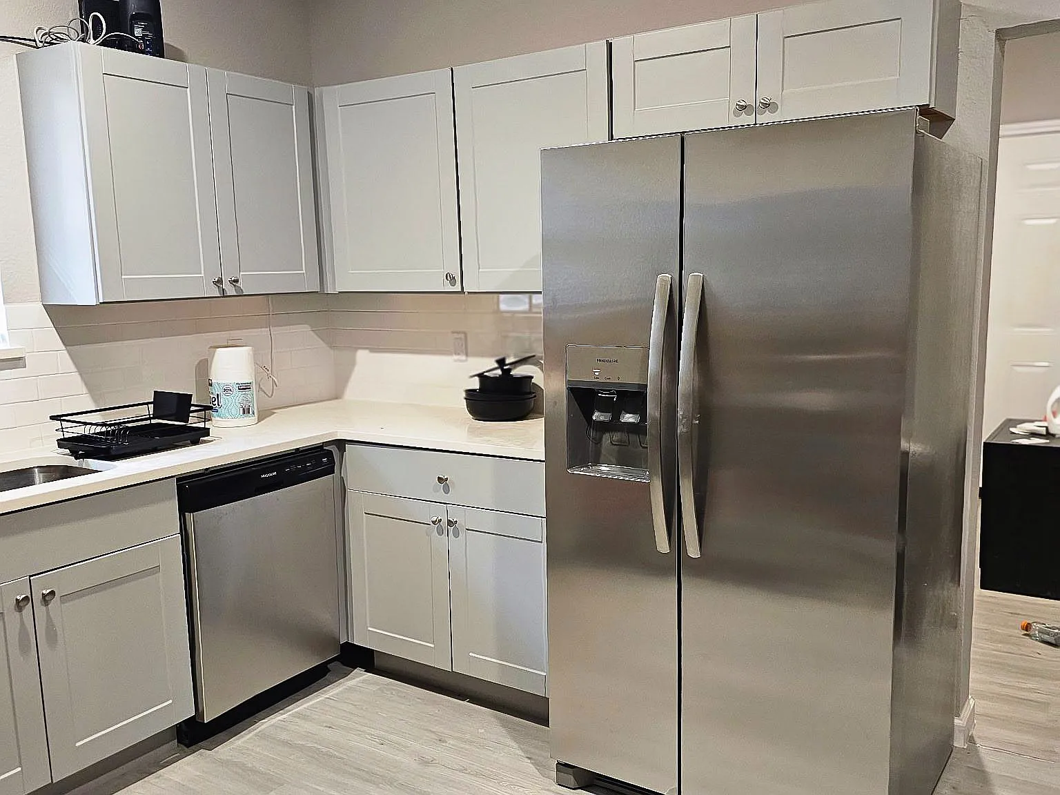 4 bed, 2.5 bath, 1500 sqft, $776 — Photo 2