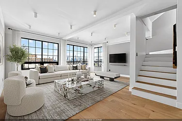 31 Bayview Avenue, #2