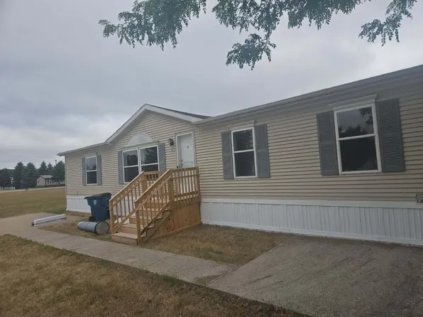 20828 Grandville Rd, Big Rapids, MI 49307