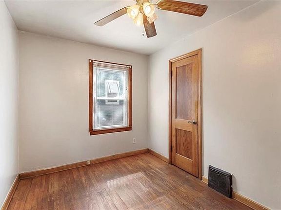 5th image of 217 N 24th St