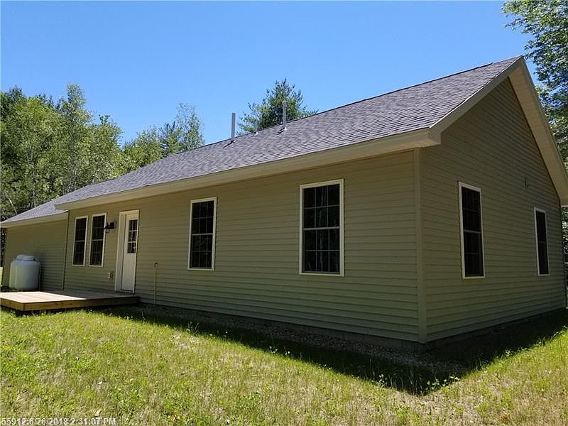 2nd image of 140 Intervale Rd