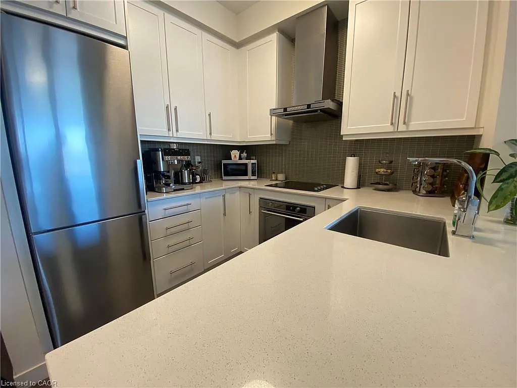 1 bed, 1.5 bath, 670 sqft, $2,400 — Photo 3