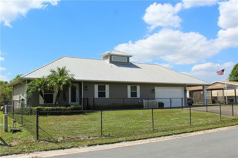 Exterior Front - VT
