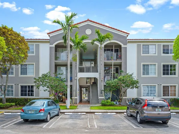 6841 SW 44th St, Miami, FL