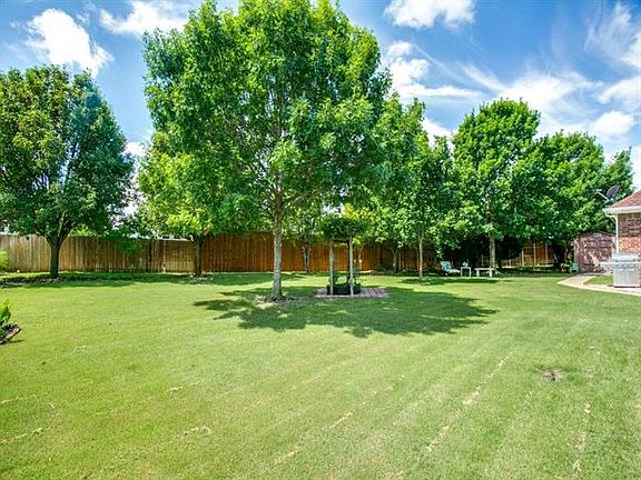 3rd image of 230 Love Bird Ln