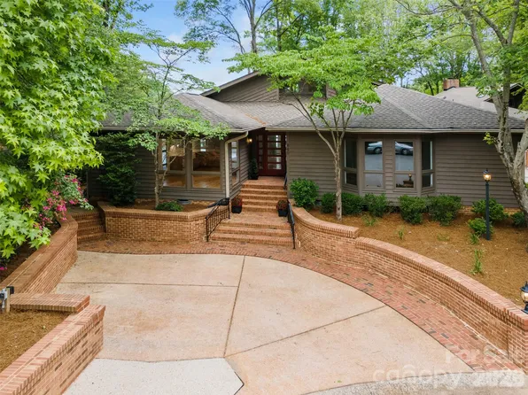 449 Windward Dr, Davidson, NC 28036