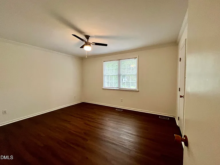 222 Waldo St — Photo 3