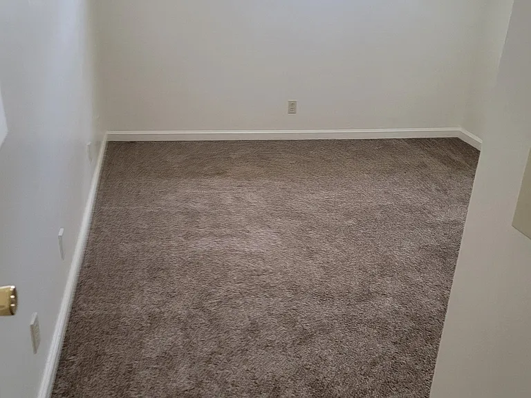 8483 Shawn Ridge Dr #8483 — Photo 7