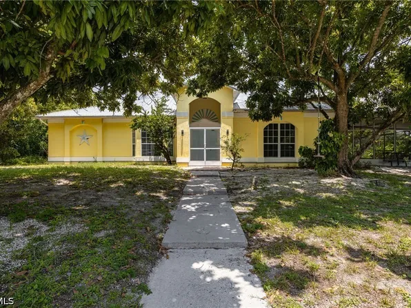 4925 Skates Cir, Fort Myers, FL 33905